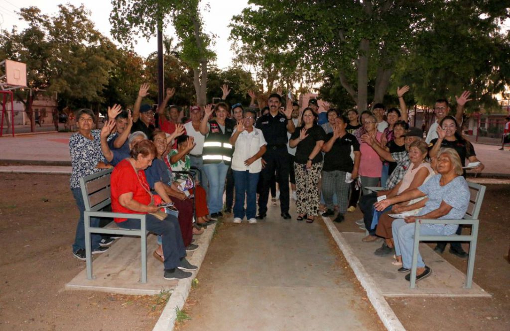 REFUERZA POLICÍA MUNICIPAL LAZOS CON VECINOS DE LA COLONIA MÉXICO