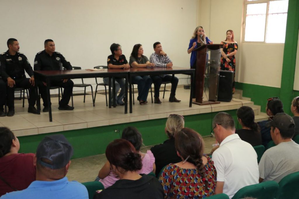 LLEVA SSPM PROGRAMA POLICÍA COMUNITARIO AL CBTA #38