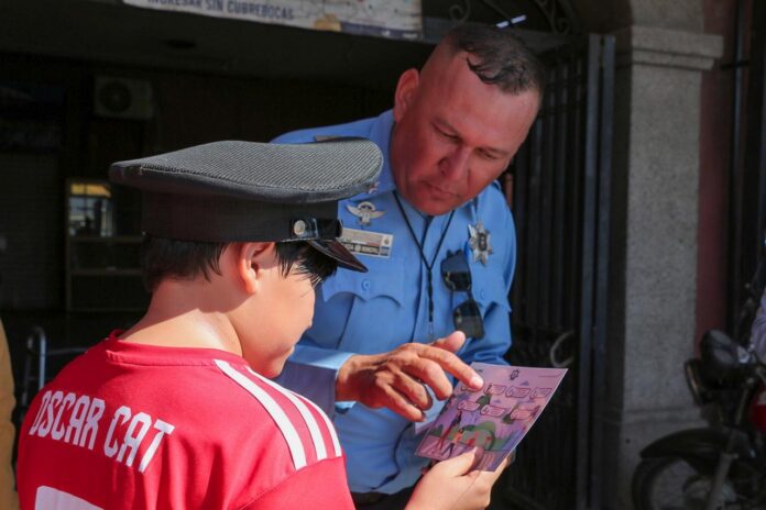 REALIZA TRÁNSITO OPERATIVO INFORMATIVO POR EL DÍA INTERNACIONAL DE LA EDUCACIÓN VIAL