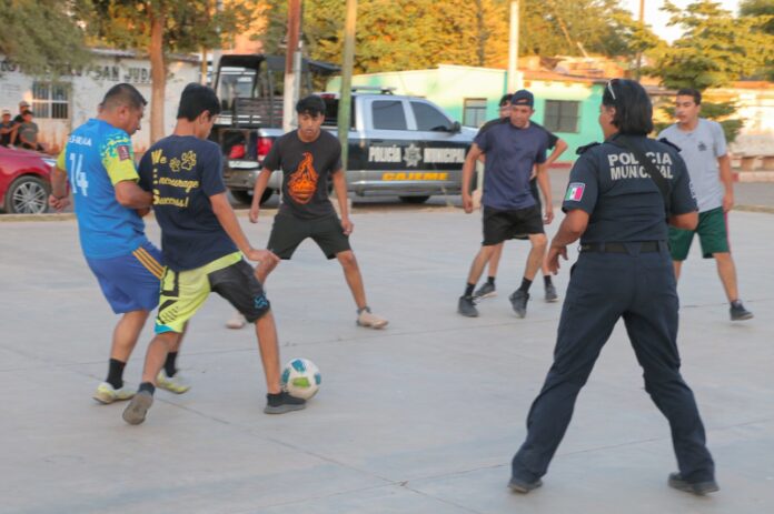 REALIZA SSPM REUNIÓN VECINAL Y ENCUENTRO DEPORTIVO ENTRE COMUNIDAD DE PROVIDENCIA Y POLICÍAS